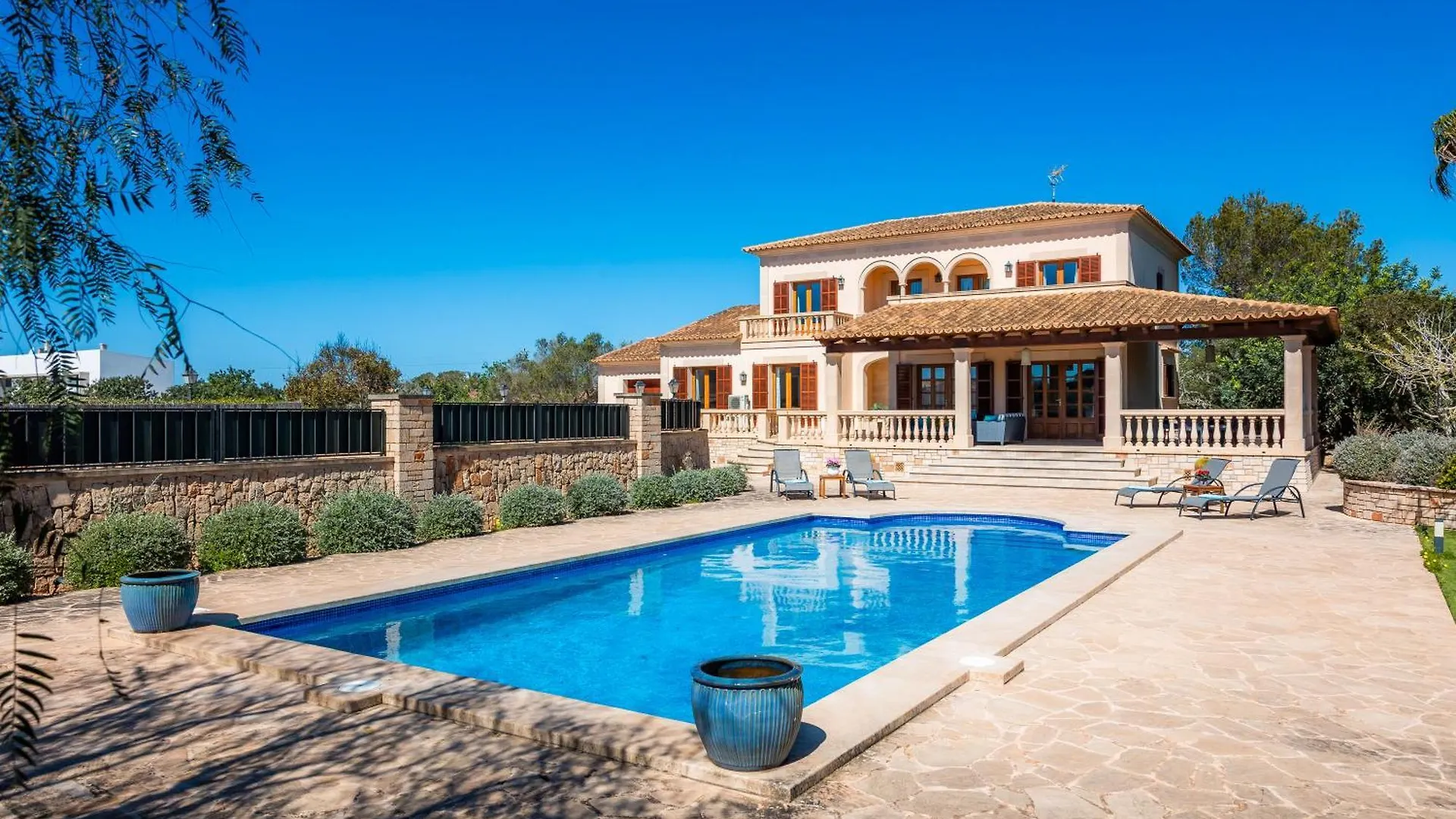 Villa Copinya Blanca Santanyi